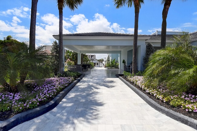 Building Photo - 2701 N Ocean Blvd