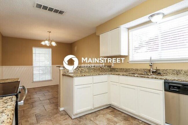 Building Photo - 3 Bedroom Pet-Friendly Home in Grand Prair...