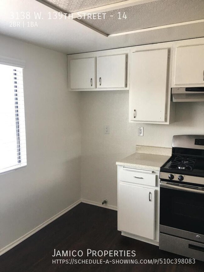 Building Photo - 3138 139th St