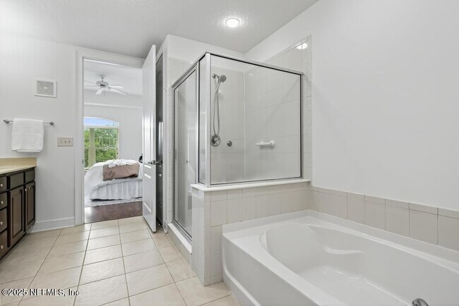 Building Photo - 4300 S Beach Pkwy