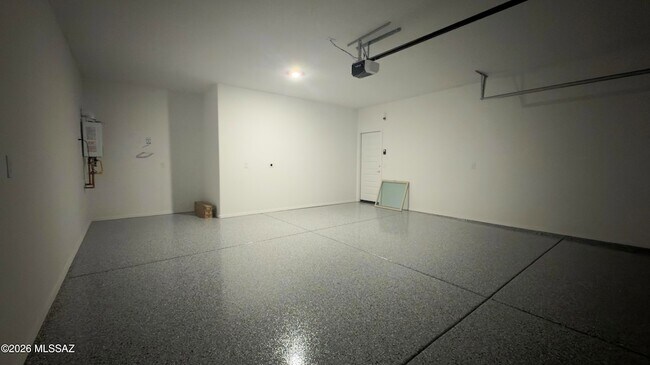 Building Photo - 10473 W Rutherford Ln
