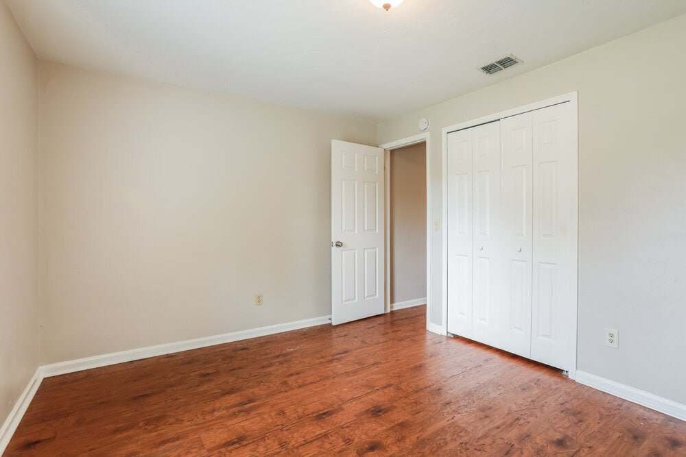 Building Photo - 2647 Beaumont Ct