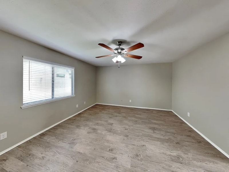 Building Photo - 1678 Fairmont Dr