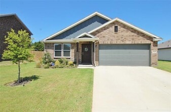 Building Photo - 3225 Purple Ash Dr