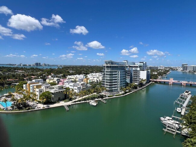 Building Photo - 5900 Collins Ave