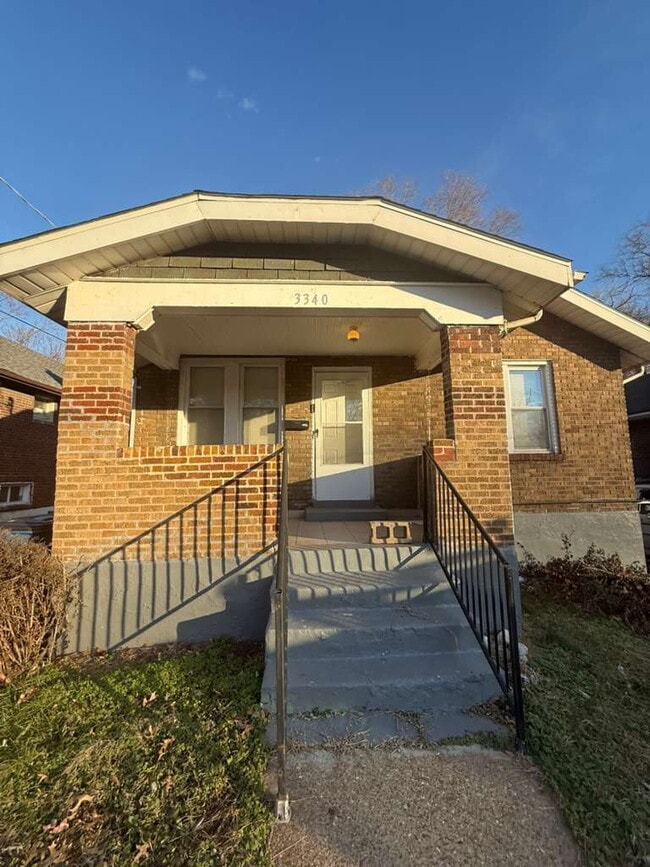 Building Photo - "Charming 2-Bedroom St. Louis Home with Gleaming Hardwood Floors in 63121!"