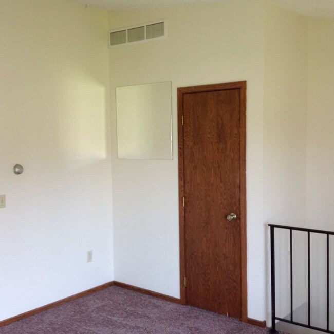 Building Photo - 1921 19th St NW