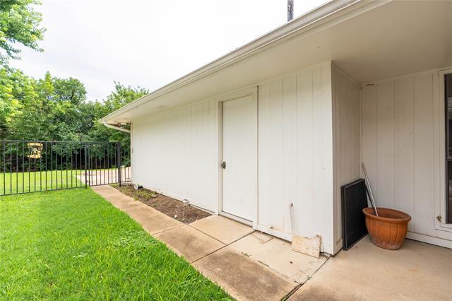 Building Photo - 6706 La Manga Dr