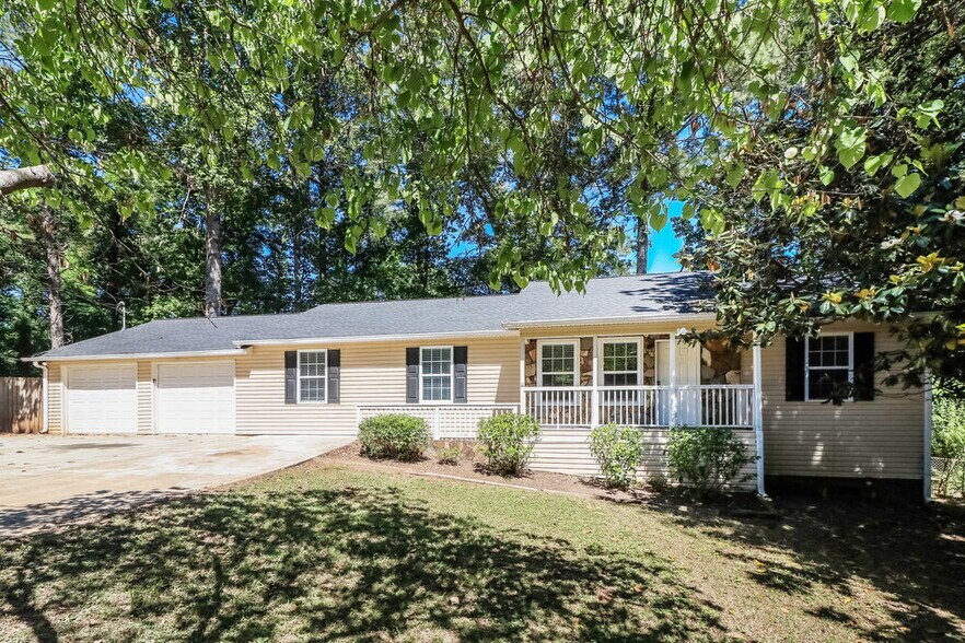 Building Photo - 6677 Birchwood Terrace