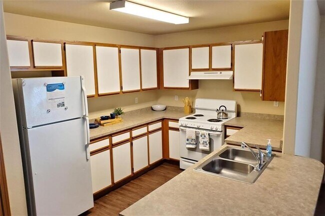 Building Photo - 2619 N Quality Ln