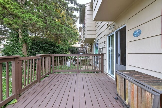 Building Photo - 55 Lantern Park Dr