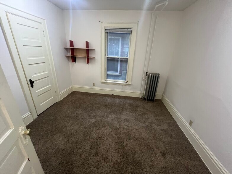 Building Photo - 221 N Livingston St