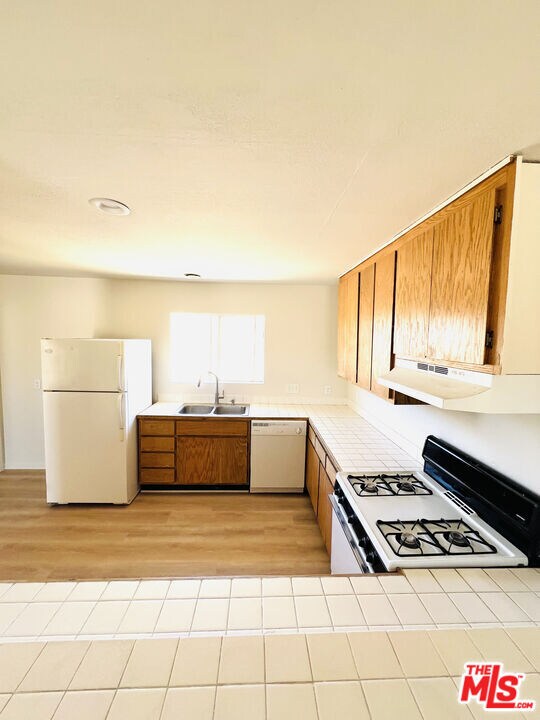 Building Photo - 6688 National Park Dr