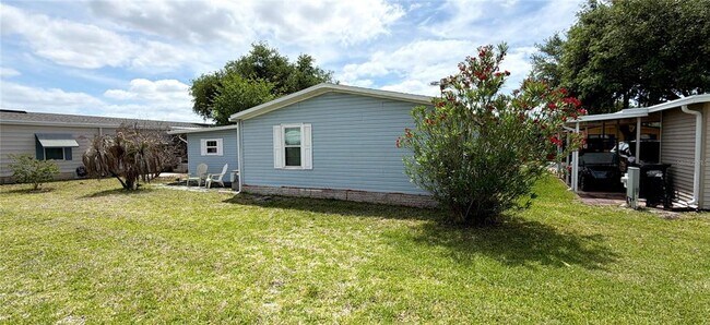 Building Photo - 161 Greenview Dr