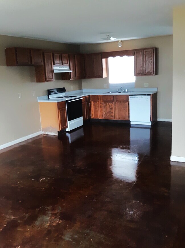 Building Photo - "Charming 2-Bed Home in Bono, AR - Cozy Living at 321 Michael!"