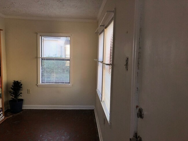 Building Photo - cute house