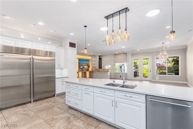 Building Photo - 2960 American River Ln