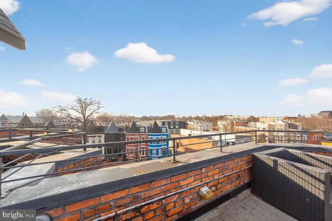 Building Photo - 249 Florida Ave NW