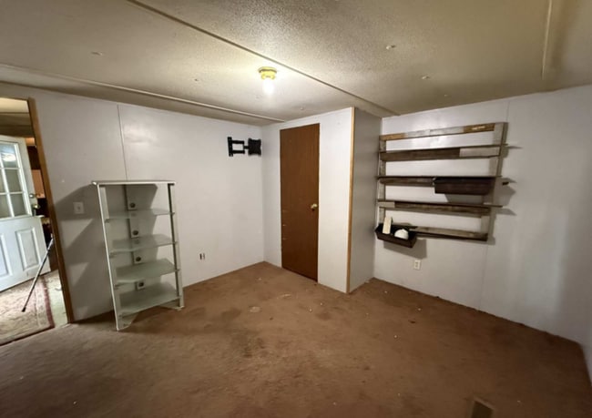 Building Photo - 411 S Grover Ave