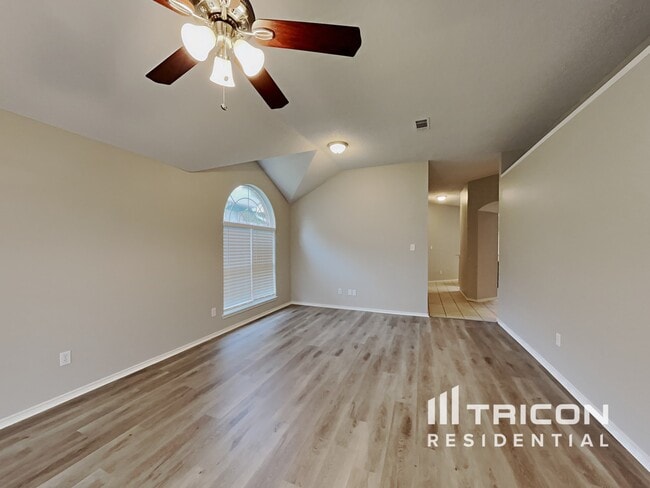 Building Photo - 1119 Cavalcade Dr