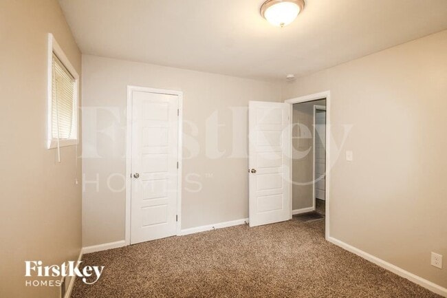 Building Photo - 3758 Aldea Dr