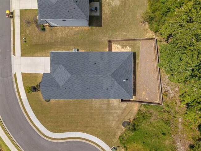Building Photo - 181 Longleaf St