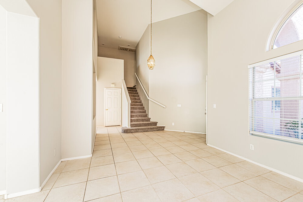 Building Photo - 4616 Reliant