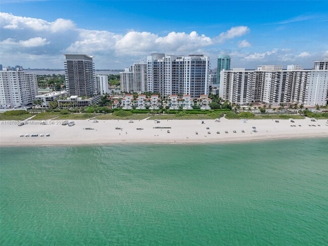 Building Photo - 5959 Collins Ave