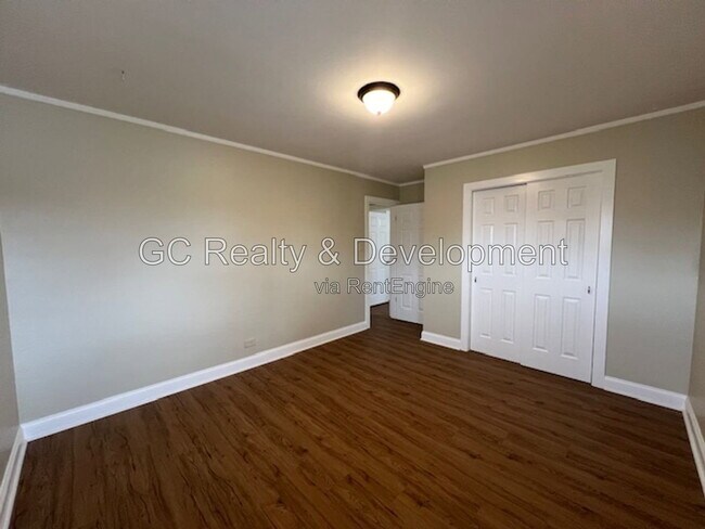 Building Photo - 7613 N Harlem Ave
