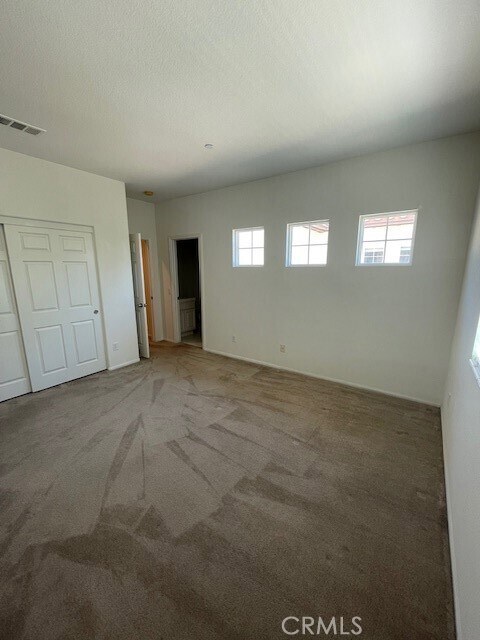 Building Photo - 156 Via Katrina
