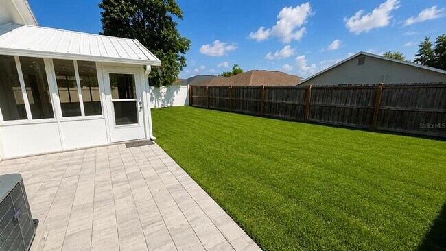 Building Photo - 1712 Erin Brooke Dr