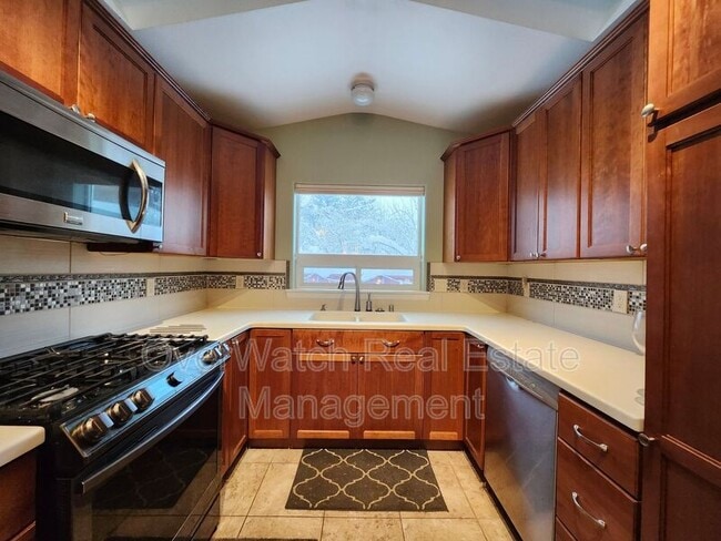 Building Photo - 2421 Asterion Cir