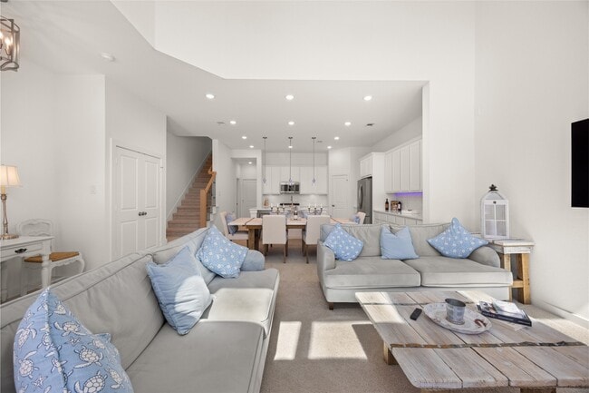 Building Photo - 19730 Curved Steel Dr