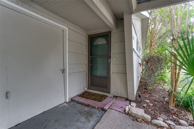 Building Photo - 3106 Maysel St