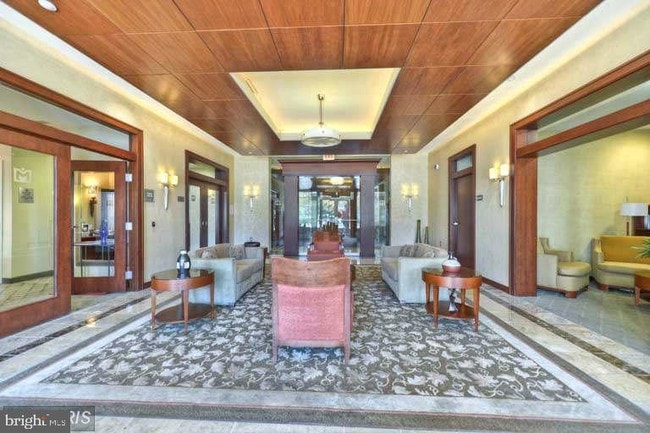 Building Photo - 11760 Sunrise Valley Dr