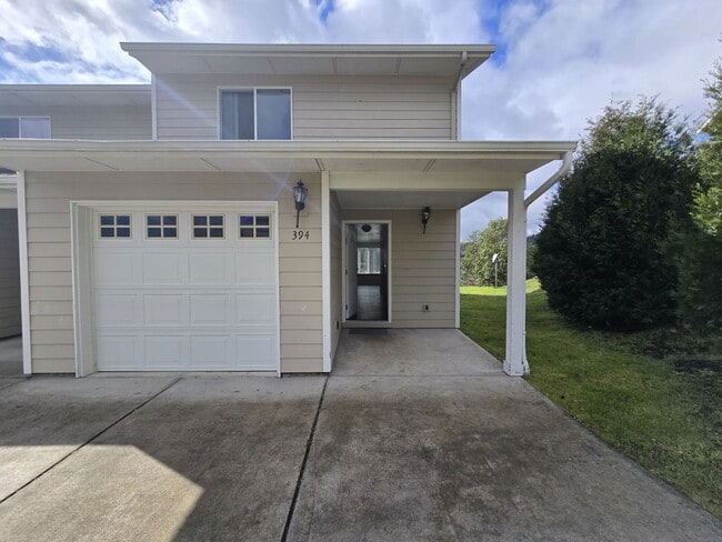 Building Photo - 394 Maylea Pl