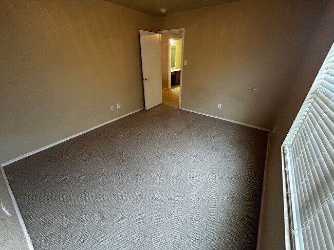 Building Photo - 4510 Cornudo Ridge