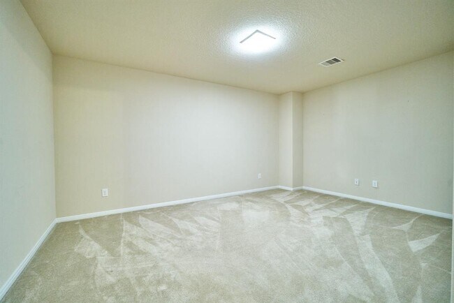 Building Photo - 3019 Zephyr Glen Way