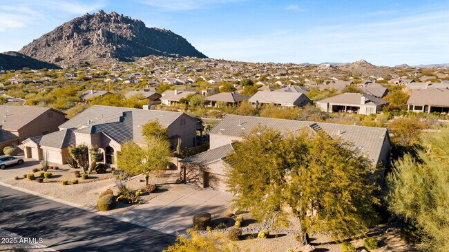 Building Photo - 11732 E Sand Hills Rd