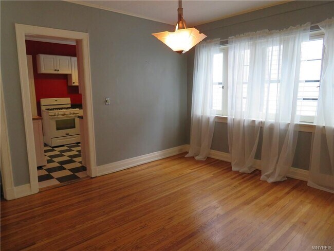 Building Photo - 125 Elmwood Ave