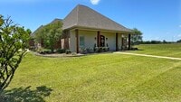 Building Photo - 210 Bayou Trace Drive