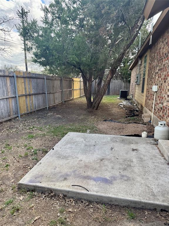 Building Photo - 3000 Whisper Oaks Ln