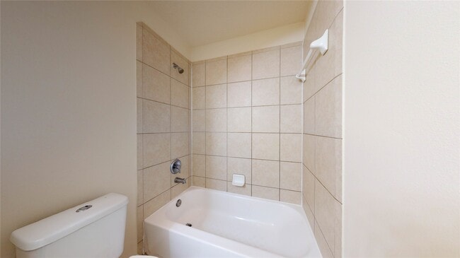 Building Photo - 3818 St Simon Manor Dr