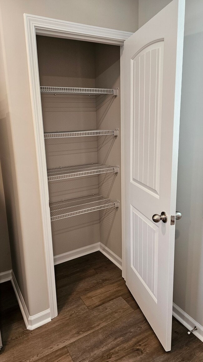 Building Photo - Built in 2024! Close to downtown 2 Bed/2.5 Bath. Nice private backyard with trees