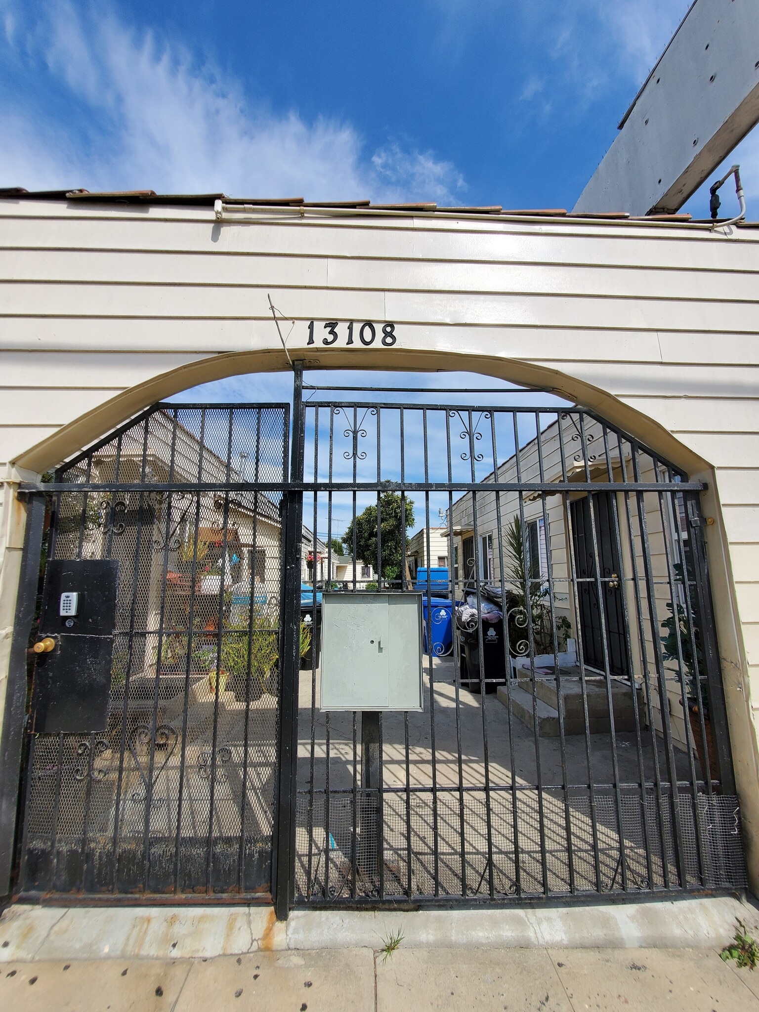 Front gate - 13108 S Vermont Ave