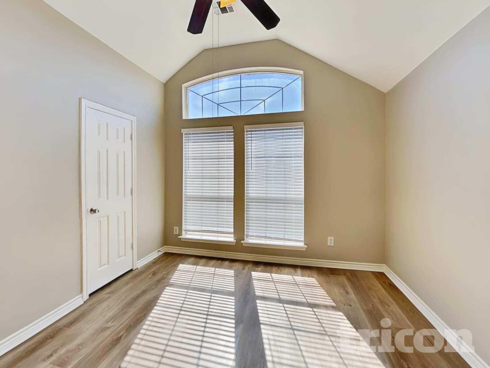 Building Photo - 1533 Mill Creek Dr