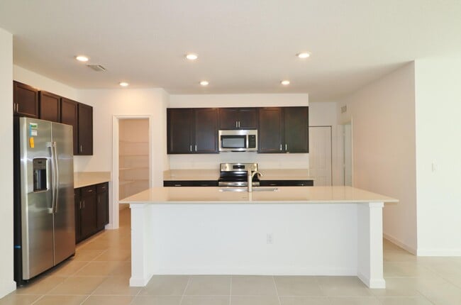 Building Photo - 721 Worlington Ln