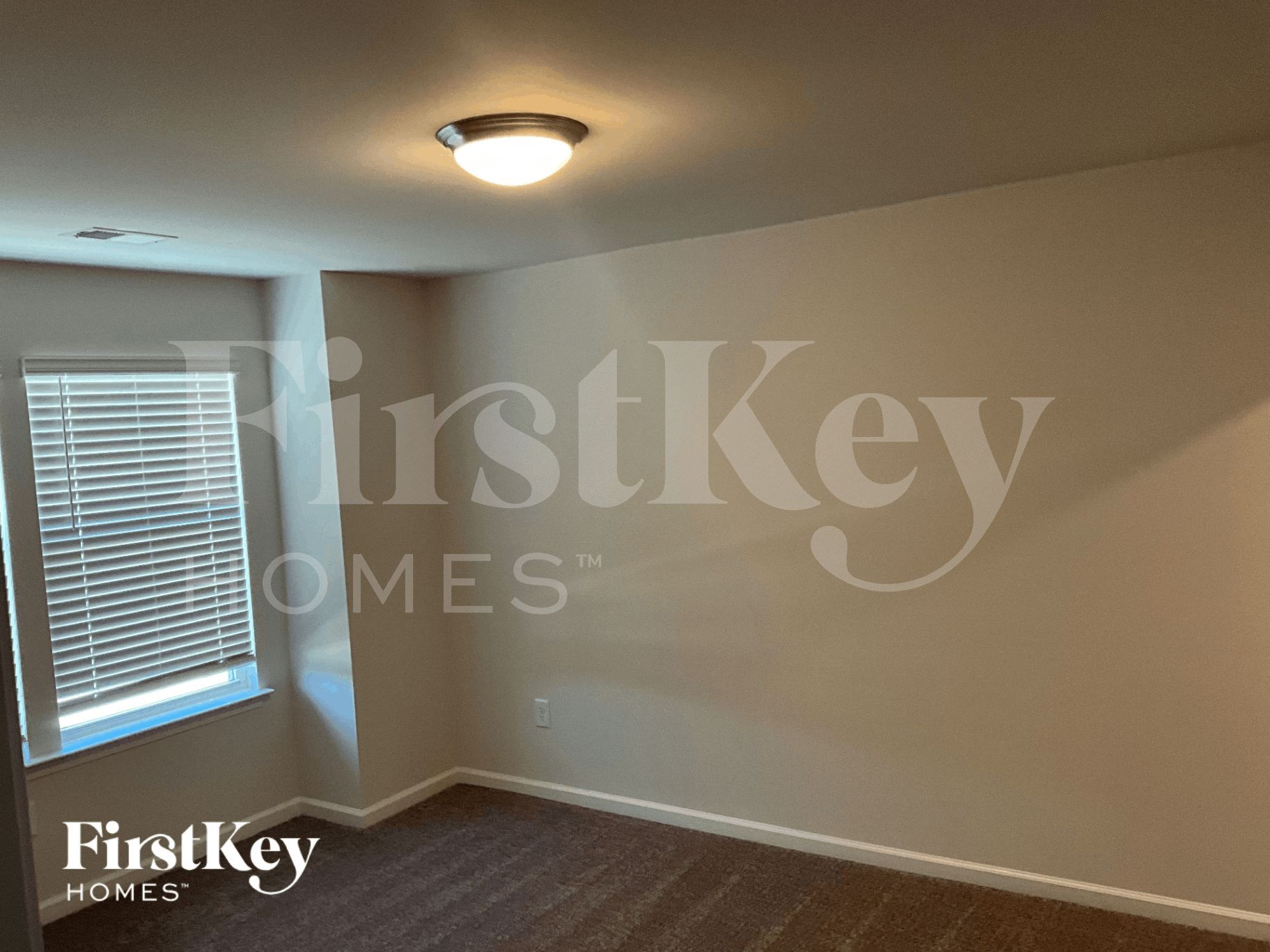 Building Photo - 421 Stonefence Dr