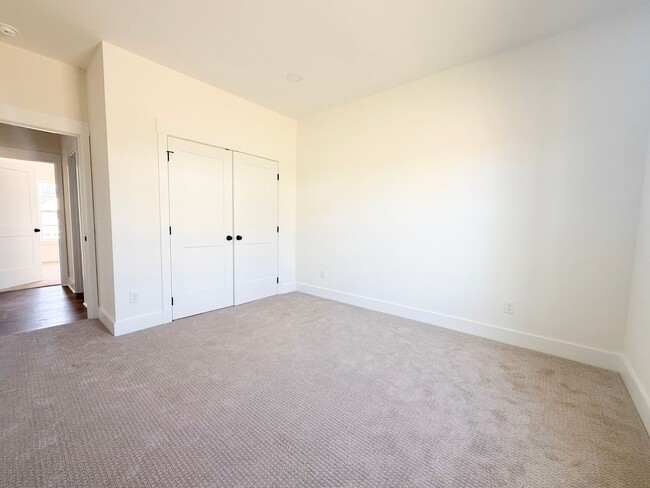 Building Photo - Brand-New 3-Bedroom Home with 2-Car Garage, Covered Porch, and Modern Finishes