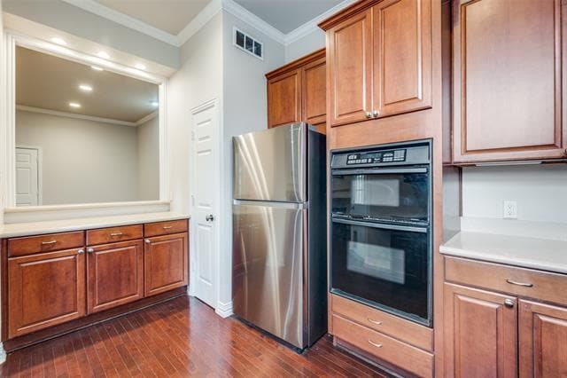 Building Photo - 9 Stonebriar Ct